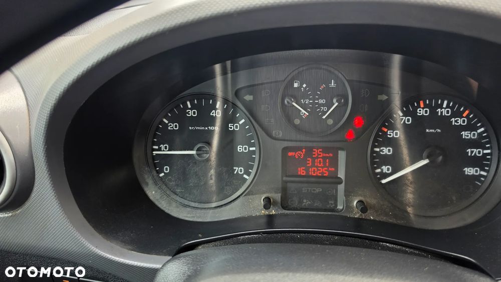 Peugeot Partner - 17