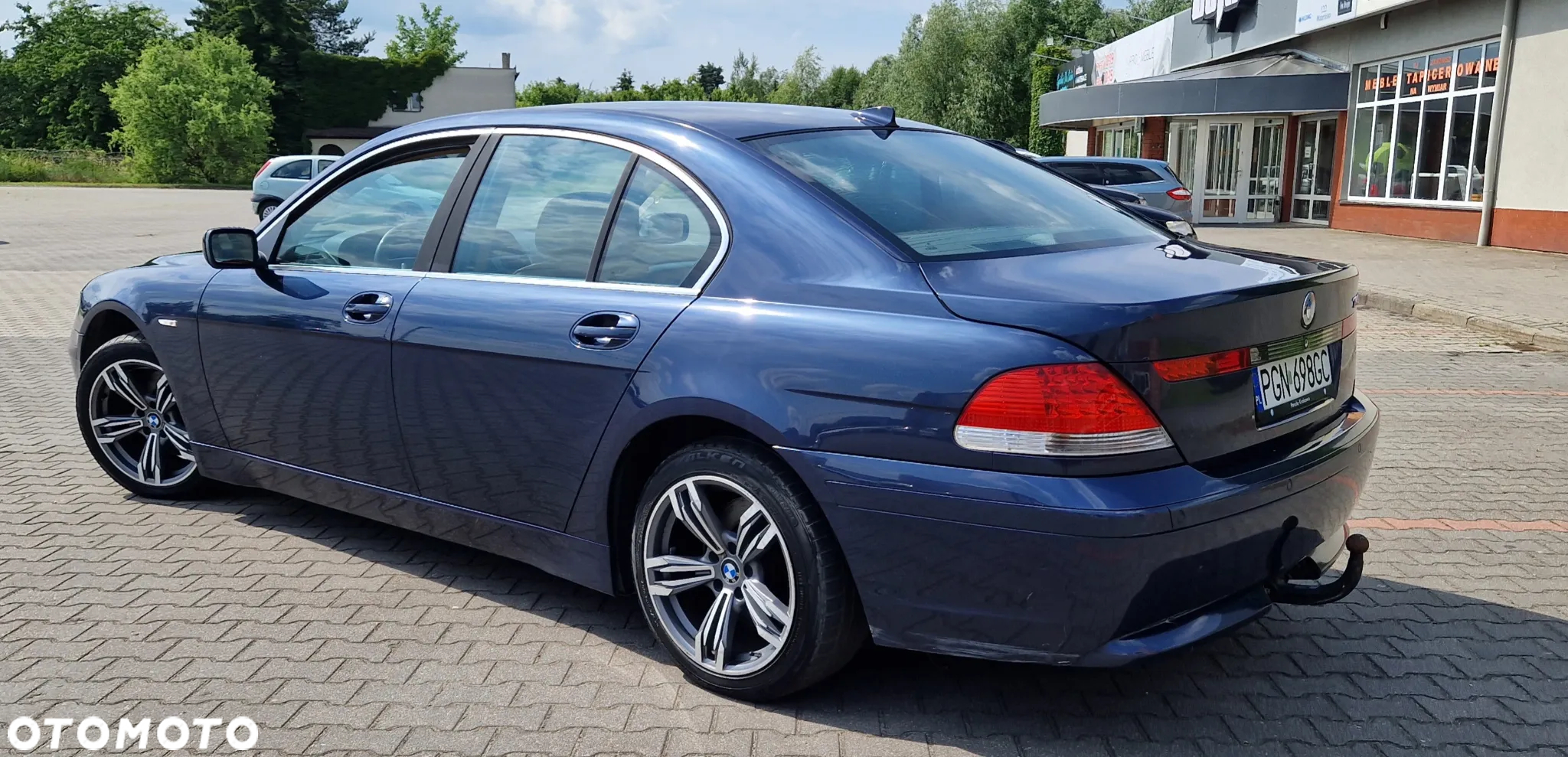 BMW Seria 7 745i - 16