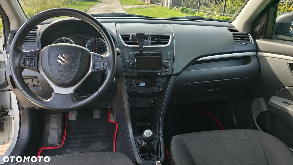 Suzuki Swift - 11