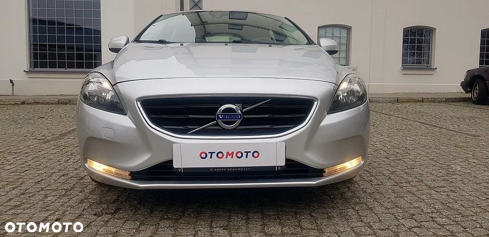 Volvo V40 D2 Drive-E Momentum - 2