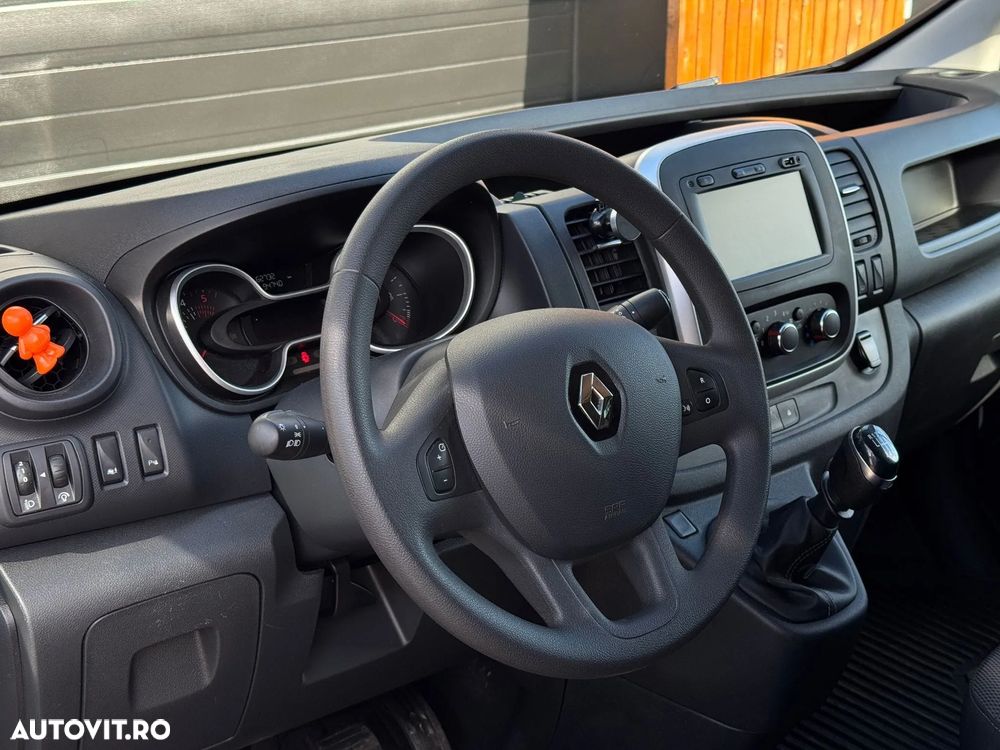 Renault Trafic 2.0 120HP - 12
