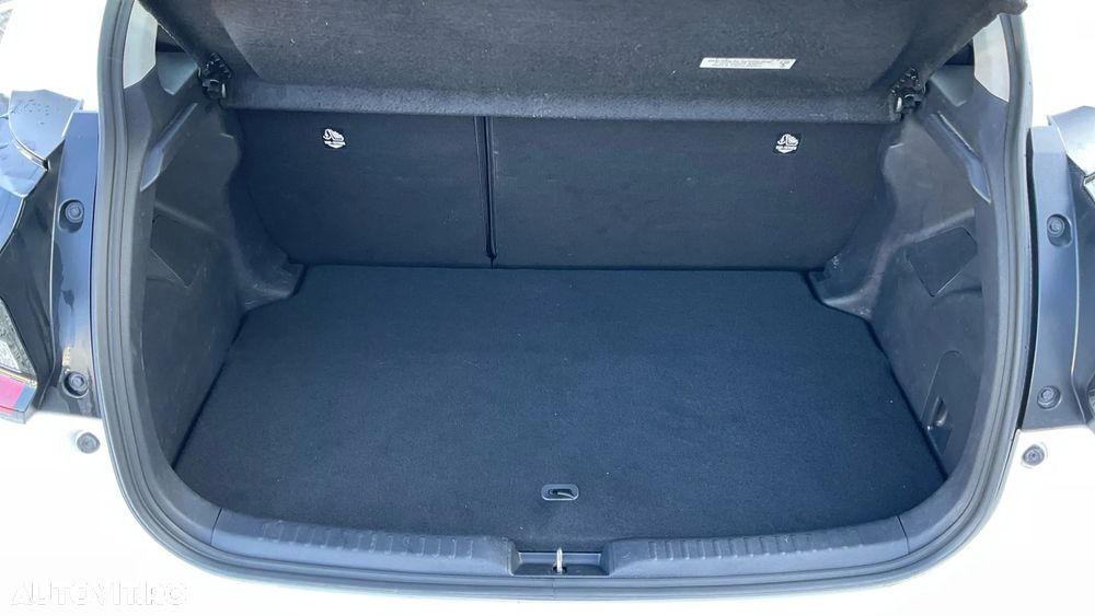 Toyota Yaris 1.5 VVT-i HSD Eco - 14