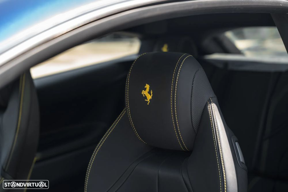 Ferrari GTC4 Lusso - 28