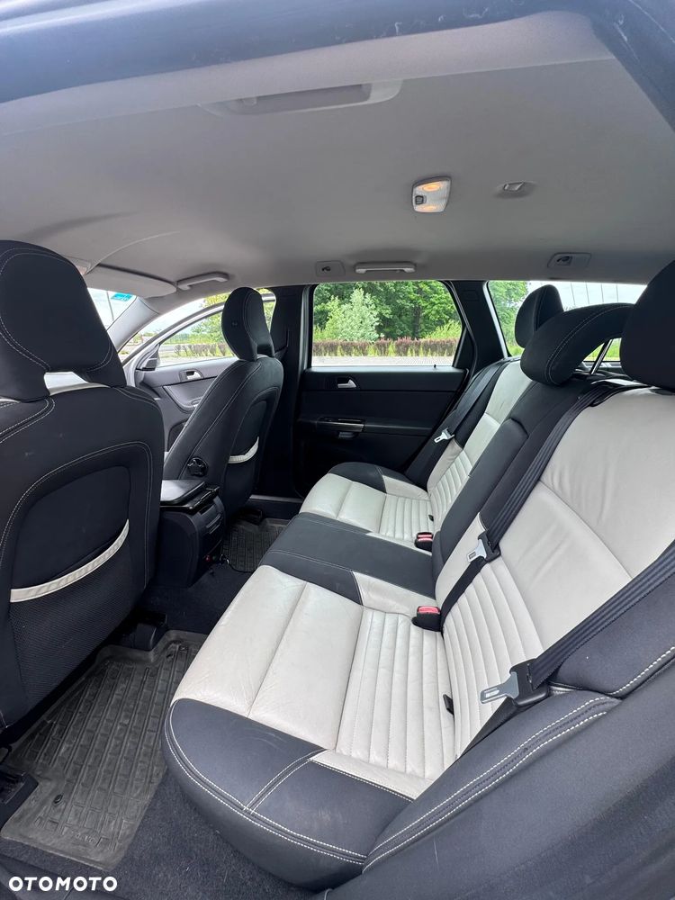 Volvo V50 1.6D DRIVe R-Design Momentum - 7