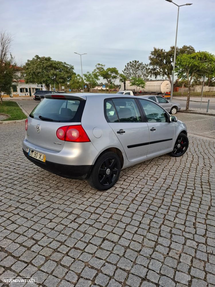VW Golf 1.9 TDi Confortline - 4