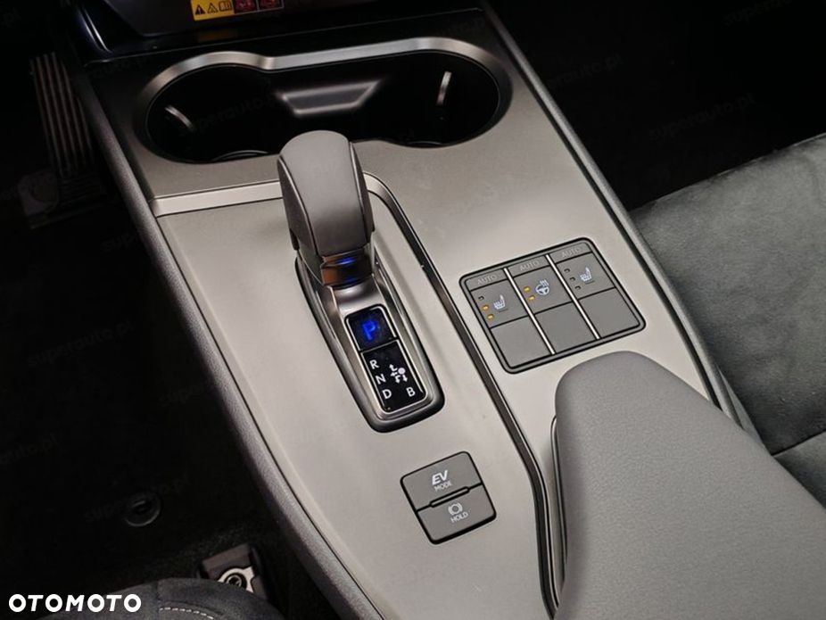 Lexus UX - 14