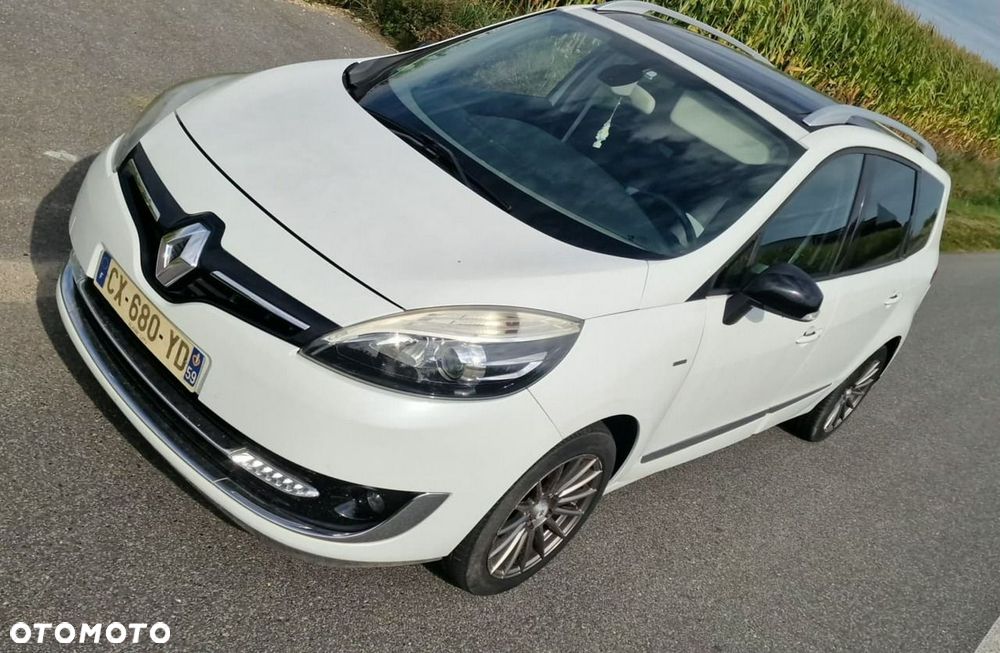 Renault Grand Scenic - 34