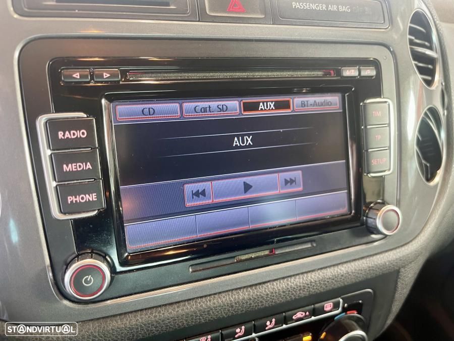 VW Tiguan 2.0 TDi Sport BlueMotion - 19