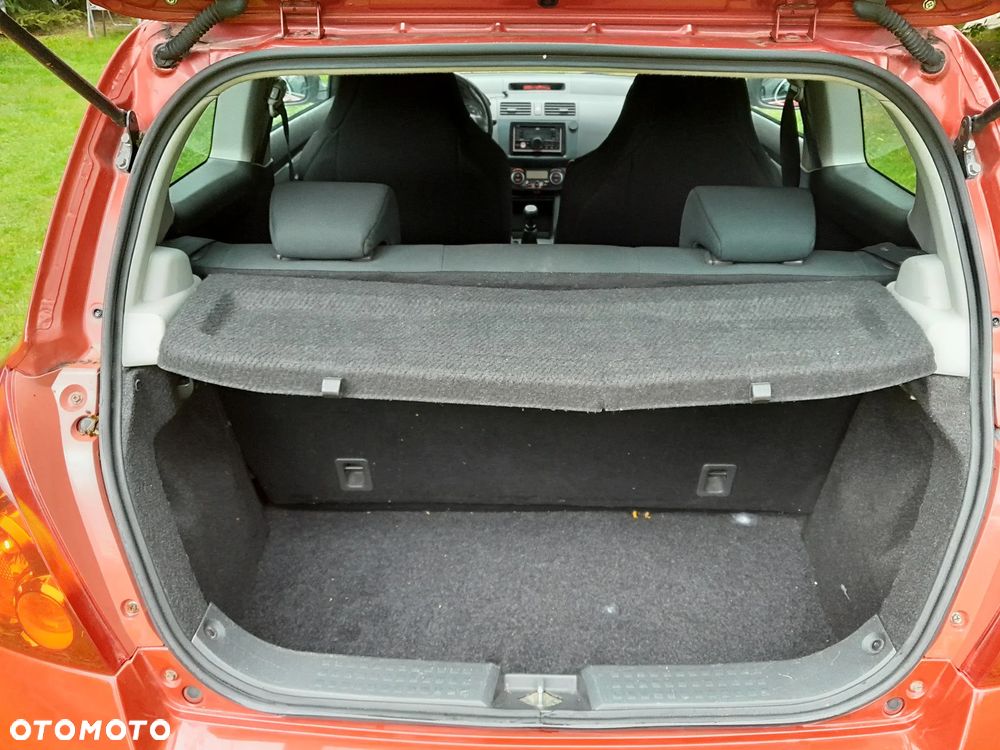 Suzuki Swift 1.6 Sport - 14