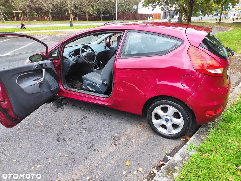 Ford Fiesta - 17