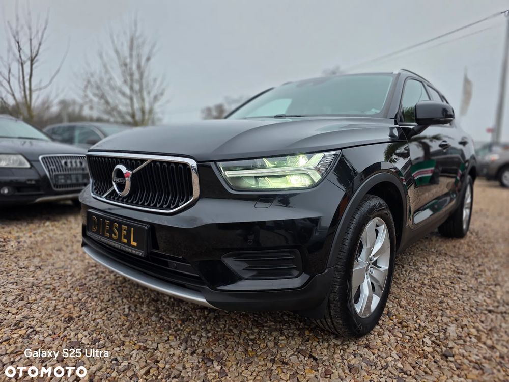 Volvo XC 40 D3 Momentum Pro - 2