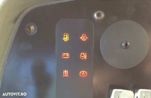 Caterpillar 428D - 5