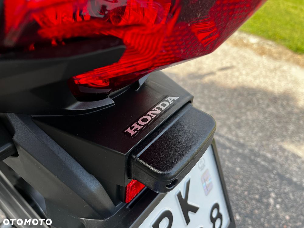 Honda CB - 8