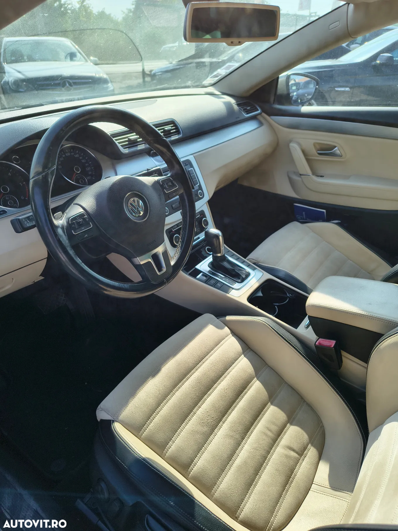 Volkswagen Passat CC 2.0 TDI BlueMotion Technology DSG Exclusive - 6
