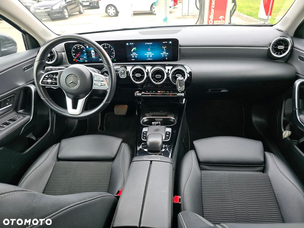 Mercedes-Benz Klasa A 220 7G-DCT Style - 25