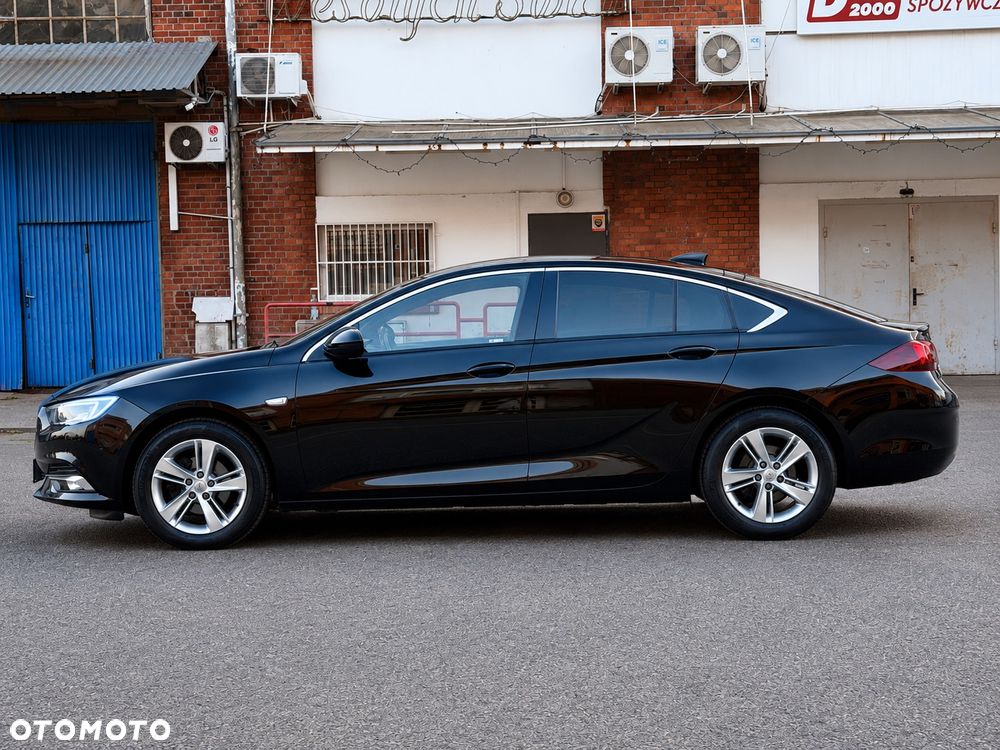 Opel Insignia 1.5 T Exclusive S&S - 11