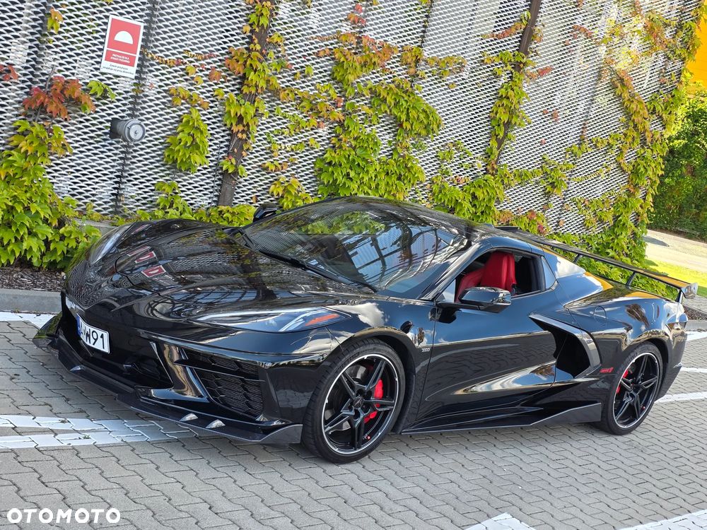 Chevrolet Corvette - 17