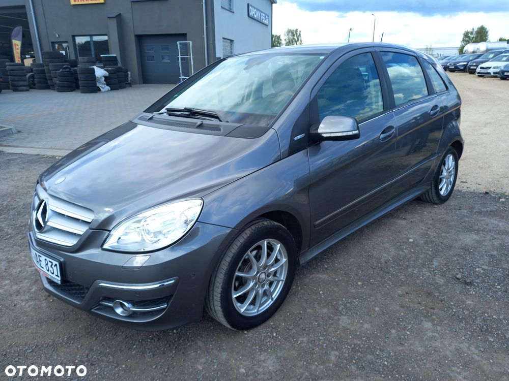 Mercedes-Benz Klasa B 180 BlueEFFICIENCY SPORT EDITION - 4