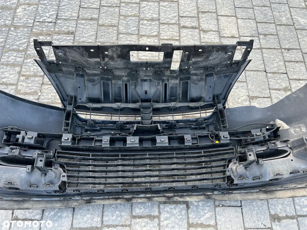 Zderzak przedni Przód Renault Scenic III Lift - 9