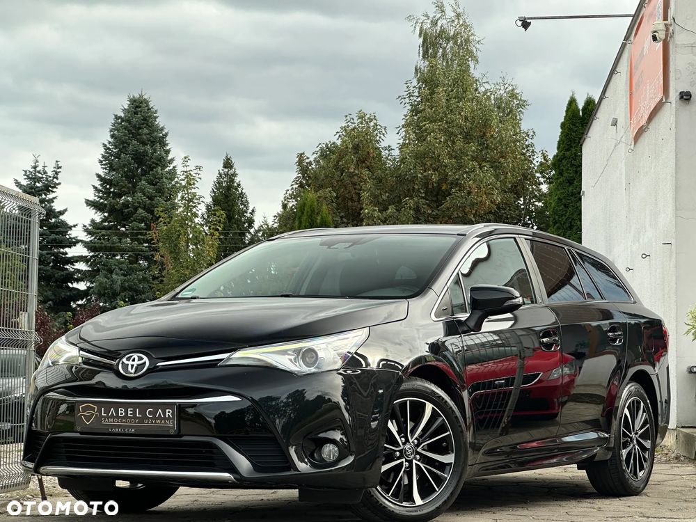 Toyota Avensis Touring Sports 1.8 Team Deutschland - 21