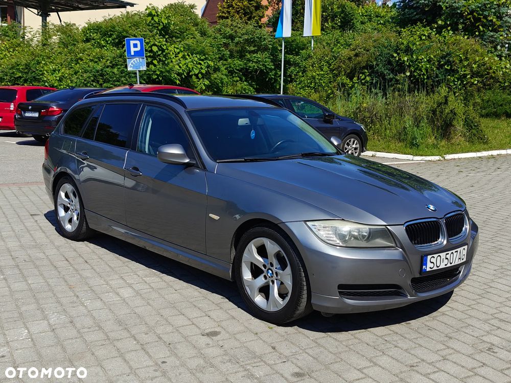 BMW Seria 3 318d Edition Exclusive - 13