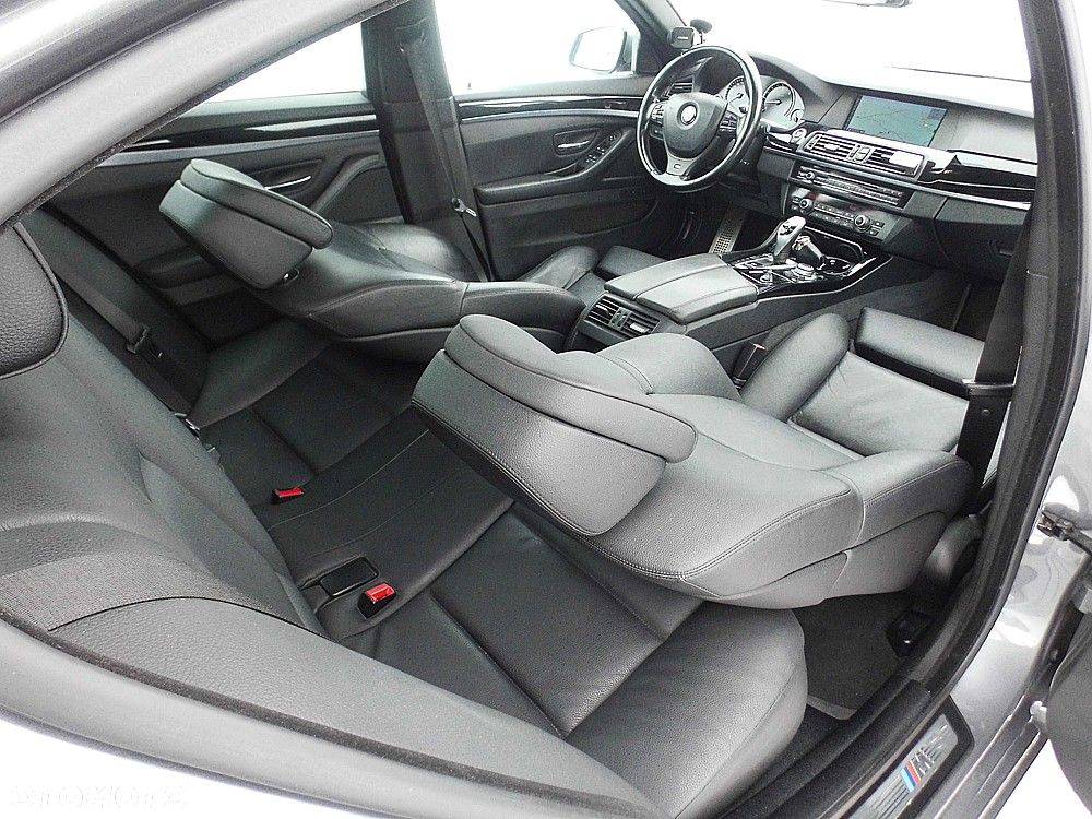 BMW Seria 5 535d xDrive Sport-Aut - 17