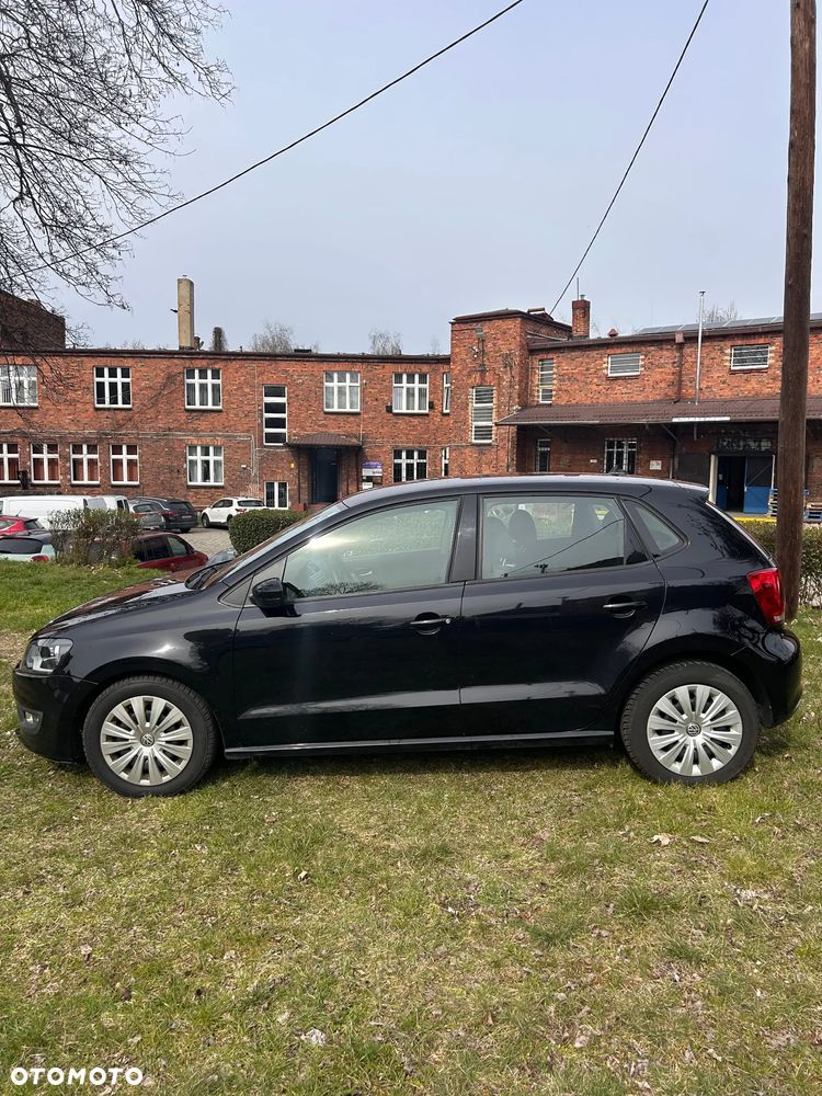 Volkswagen Polo - 2