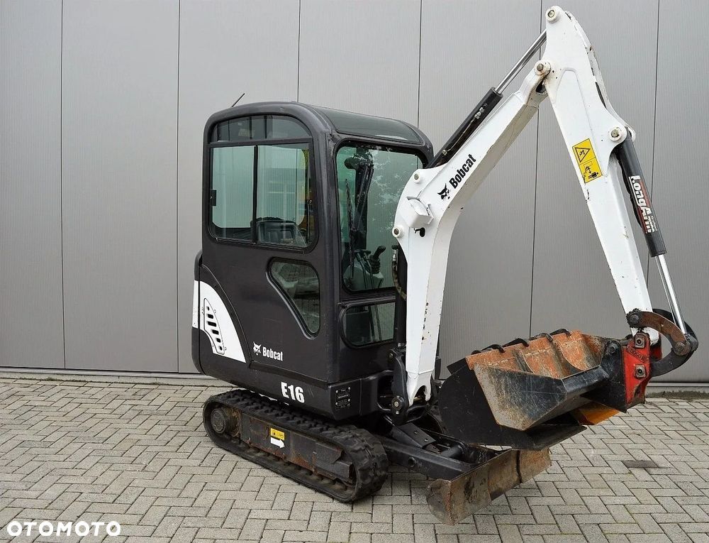 Bobcat E16 - 2