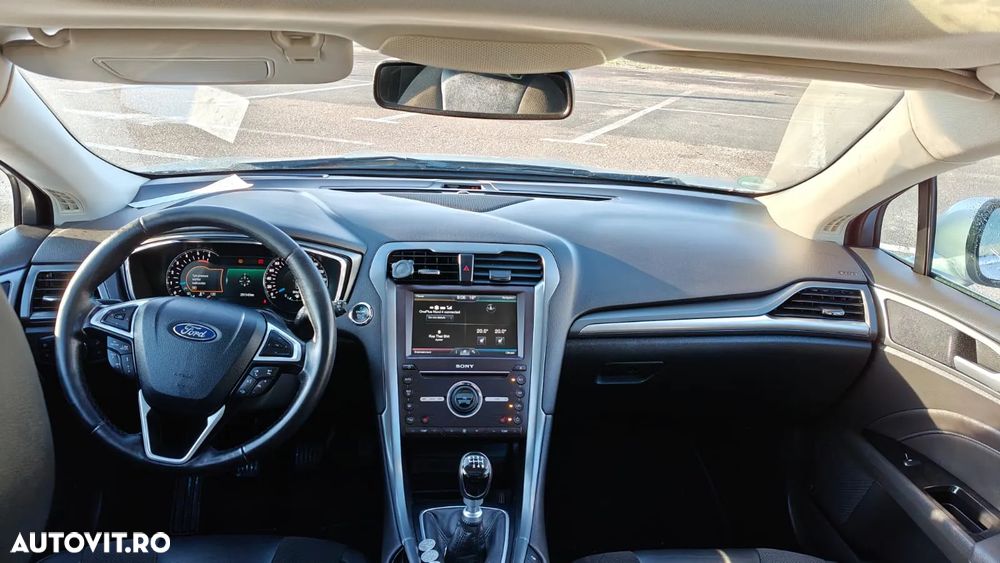 Ford Mondeo 2.0 TDCi Titanium - 11