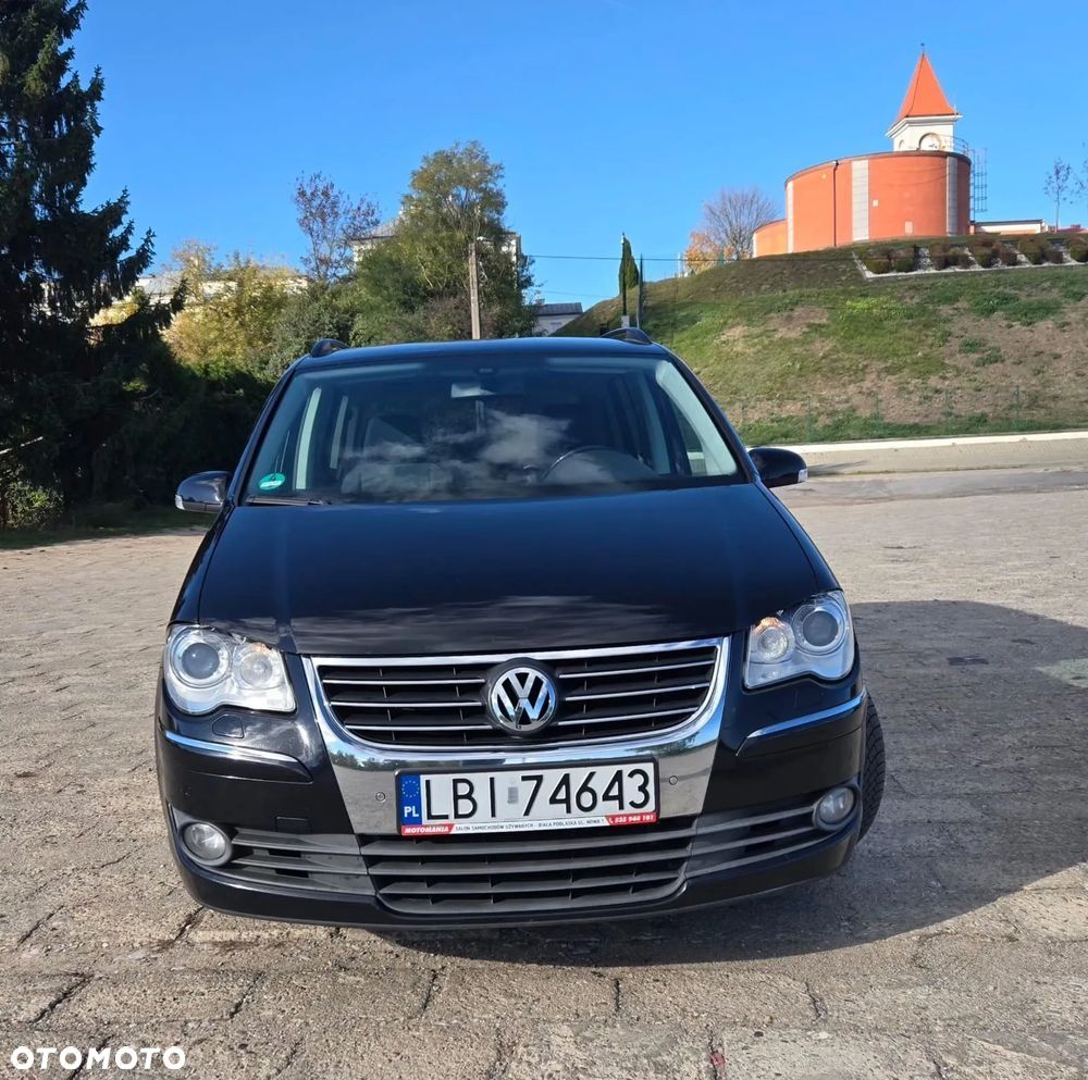 Volkswagen Touran 2008 photo 4