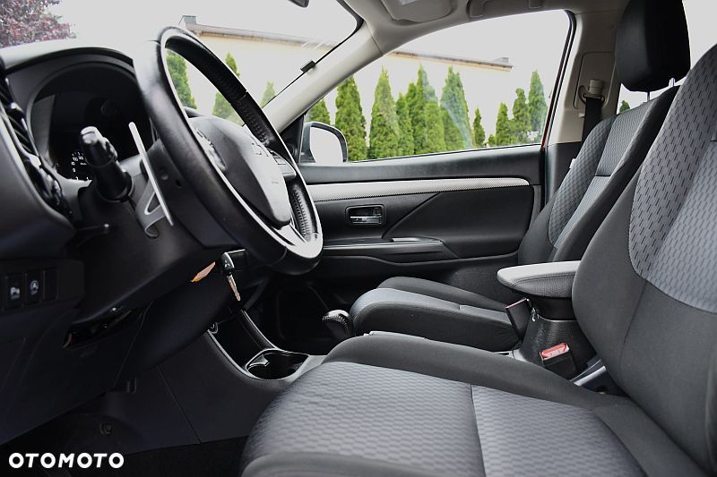 Mitsubishi Outlander 2.0 2WD CVT Diamant Edition+ - 10