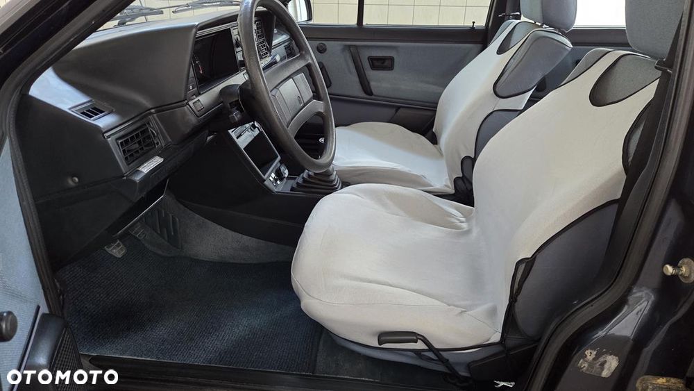 Volkswagen Passat - 9