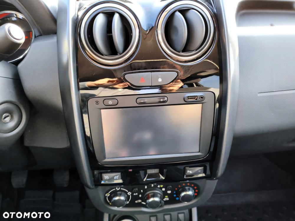 Dacia Duster 1.2 TCe Laureate 4x4 S&S EU6 - 23