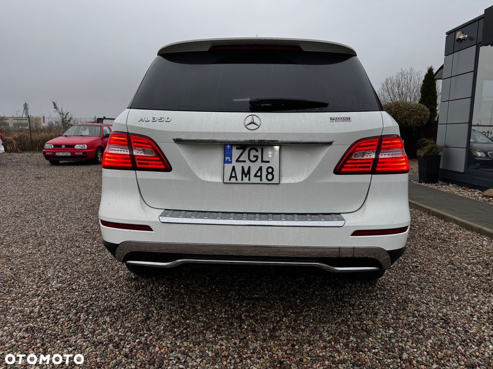 Mercedes-Benz ML 350 4MATIC (BlueEFFICIENCY) 7G-TRONIC - 17
