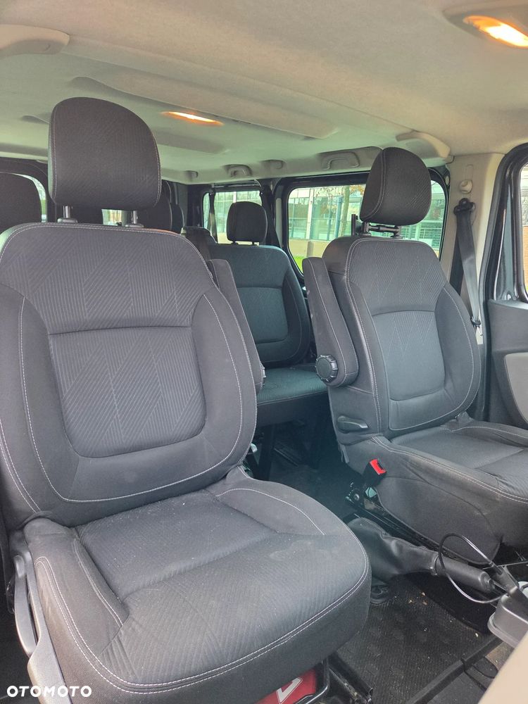 Renault Trafic - 11