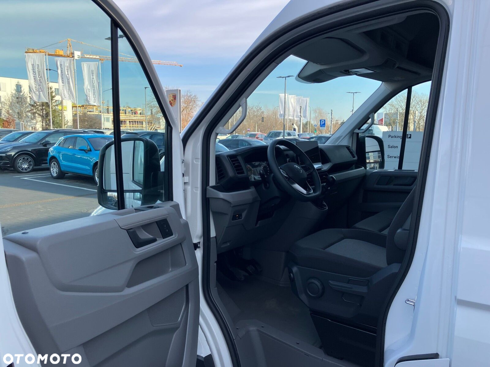 Volkswagen Crafter 35 2.0 TDI L4H3 4490 177 KM - 8