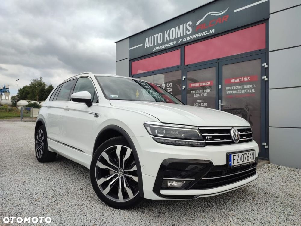 Volkswagen Tiguan - 1