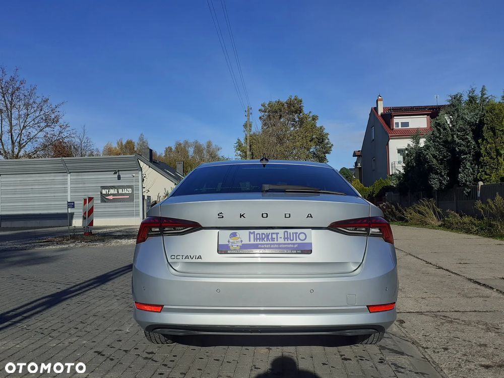 Skoda Octavia 1.5 TSI ACT Ambition - 4