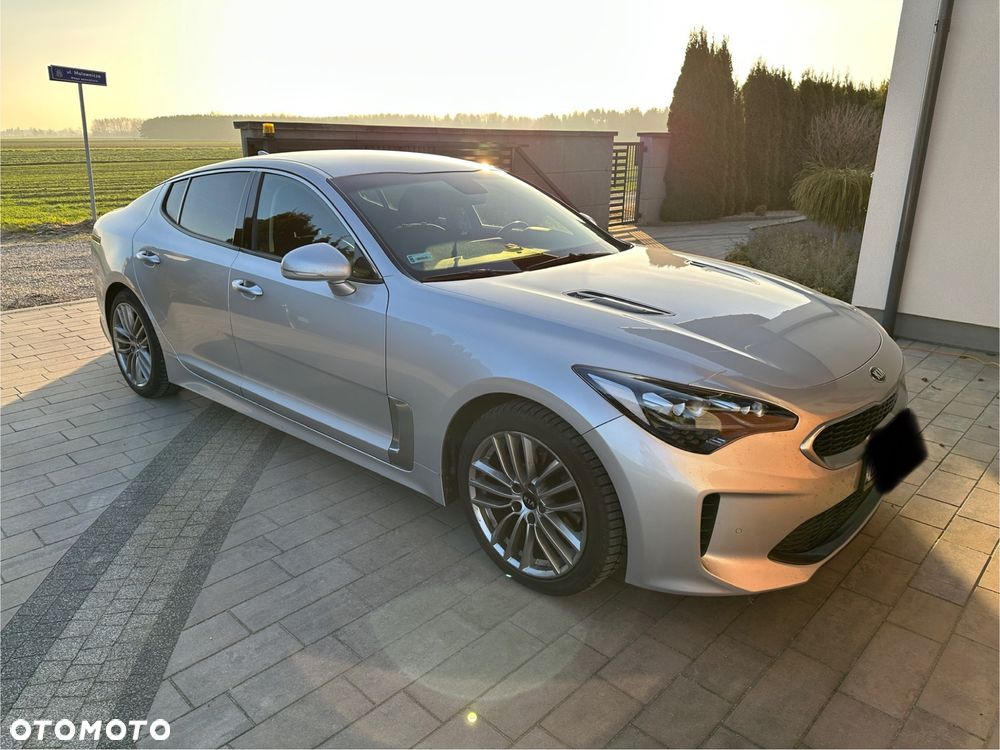 Kia Stinger - 3