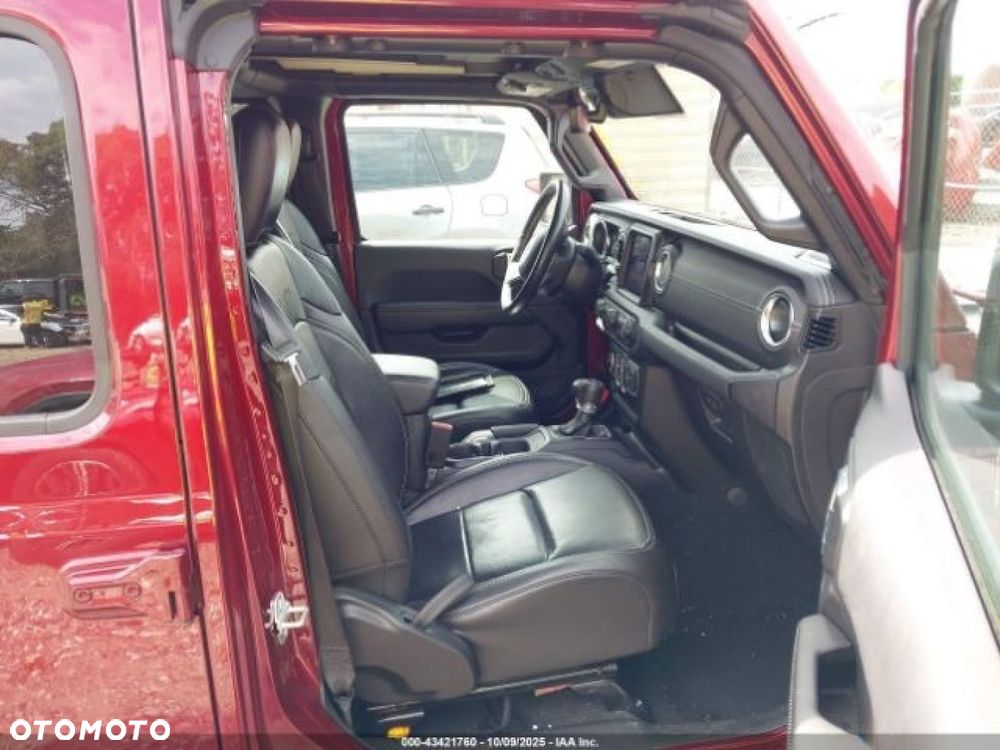 Jeep Wrangler - 9