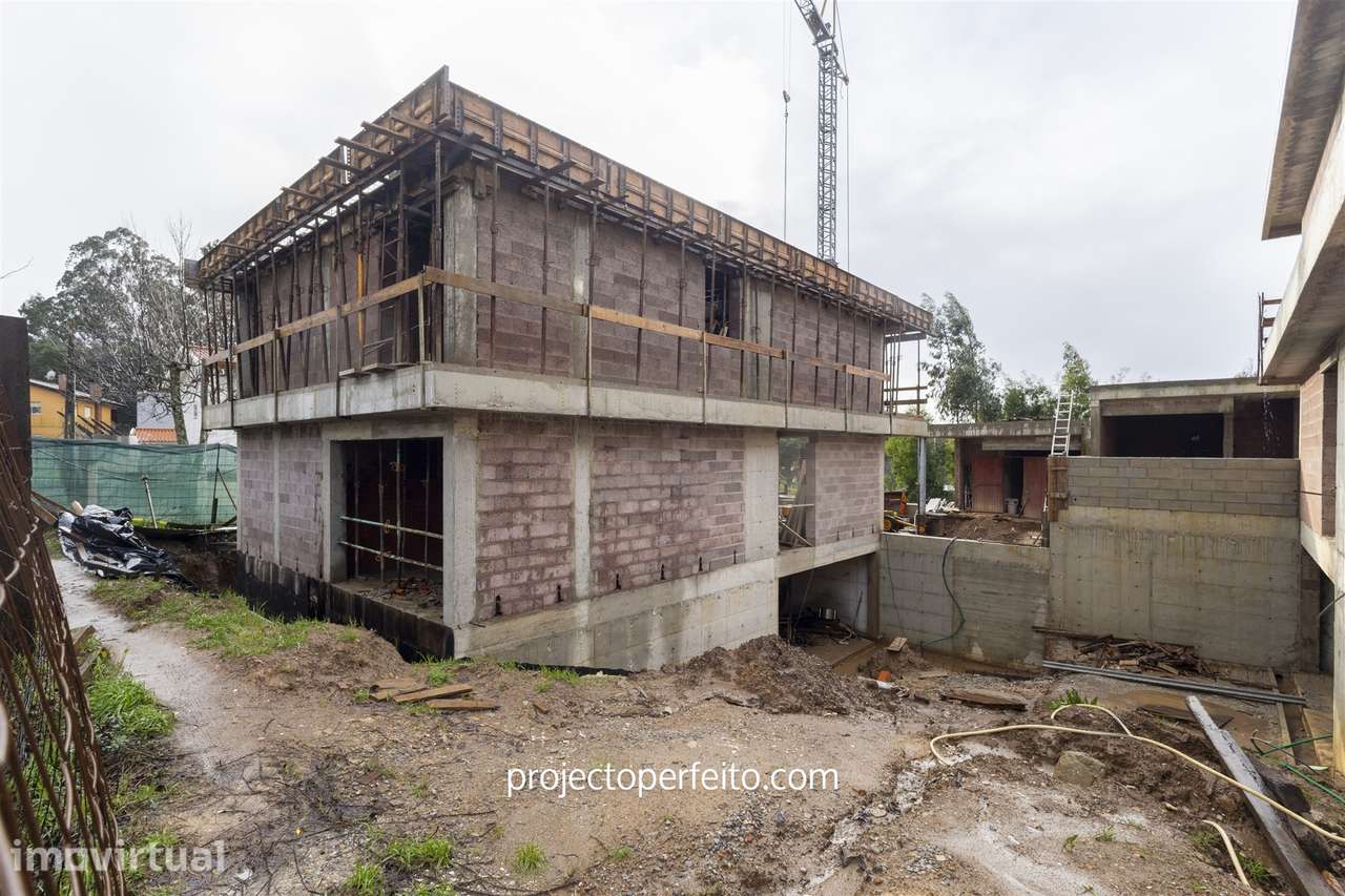 Moradia Isolada T3+1 Venda em Vila de Cucujães,Oliveira de Azeméis - Grande imagem: 3/32