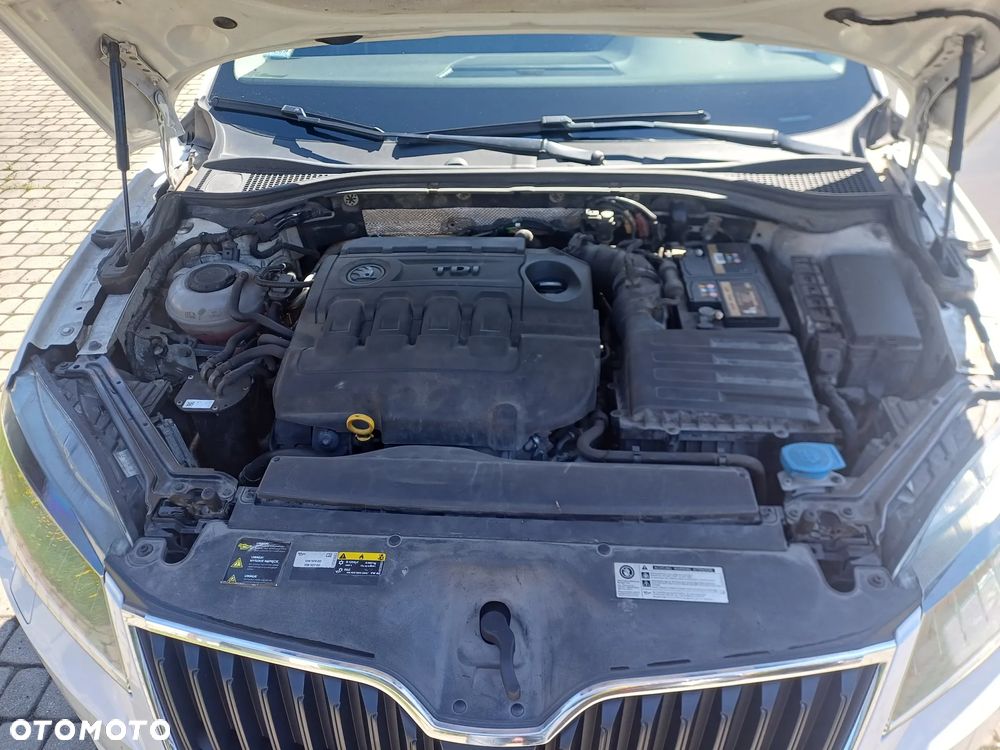 Skoda Superb 2.0 TDI Active - 8
