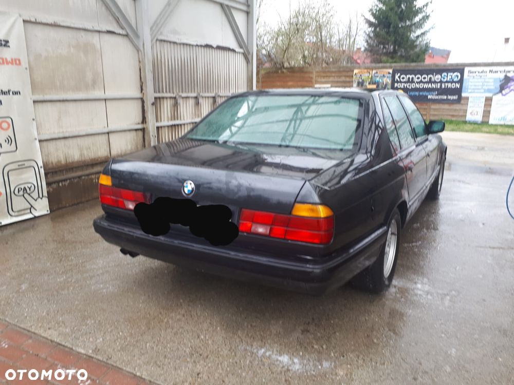 BMW Seria 7 730i - 7