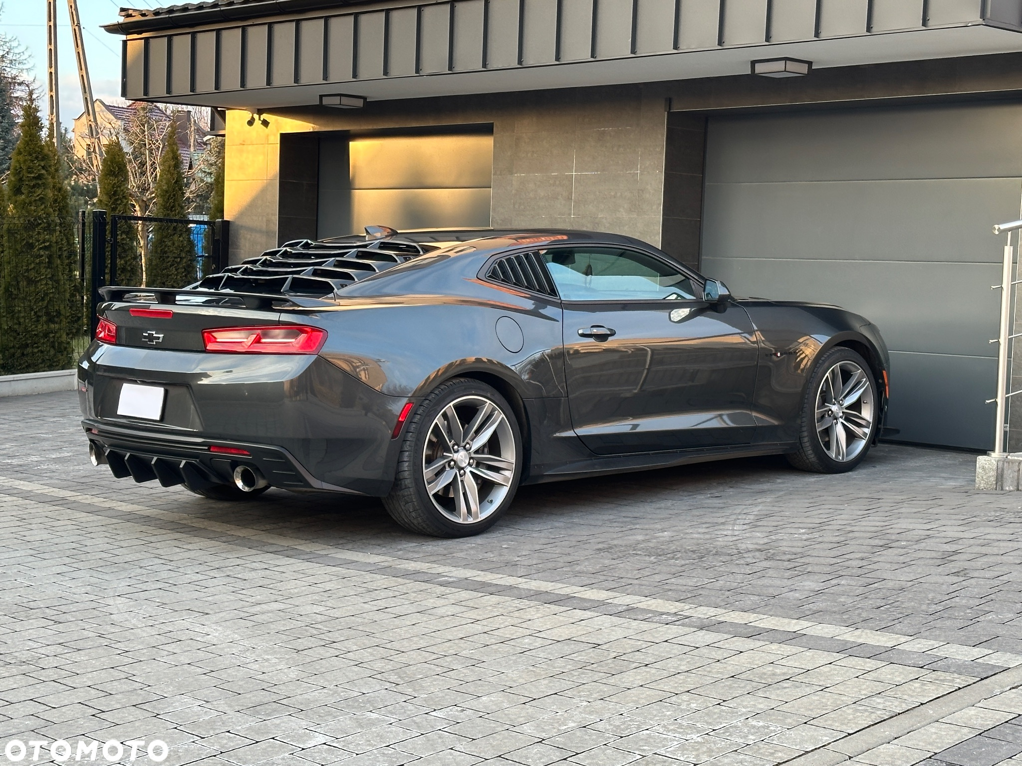 Chevrolet Camaro - 14