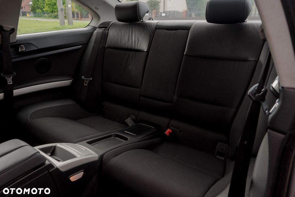 BMW Seria 3 320d - 39