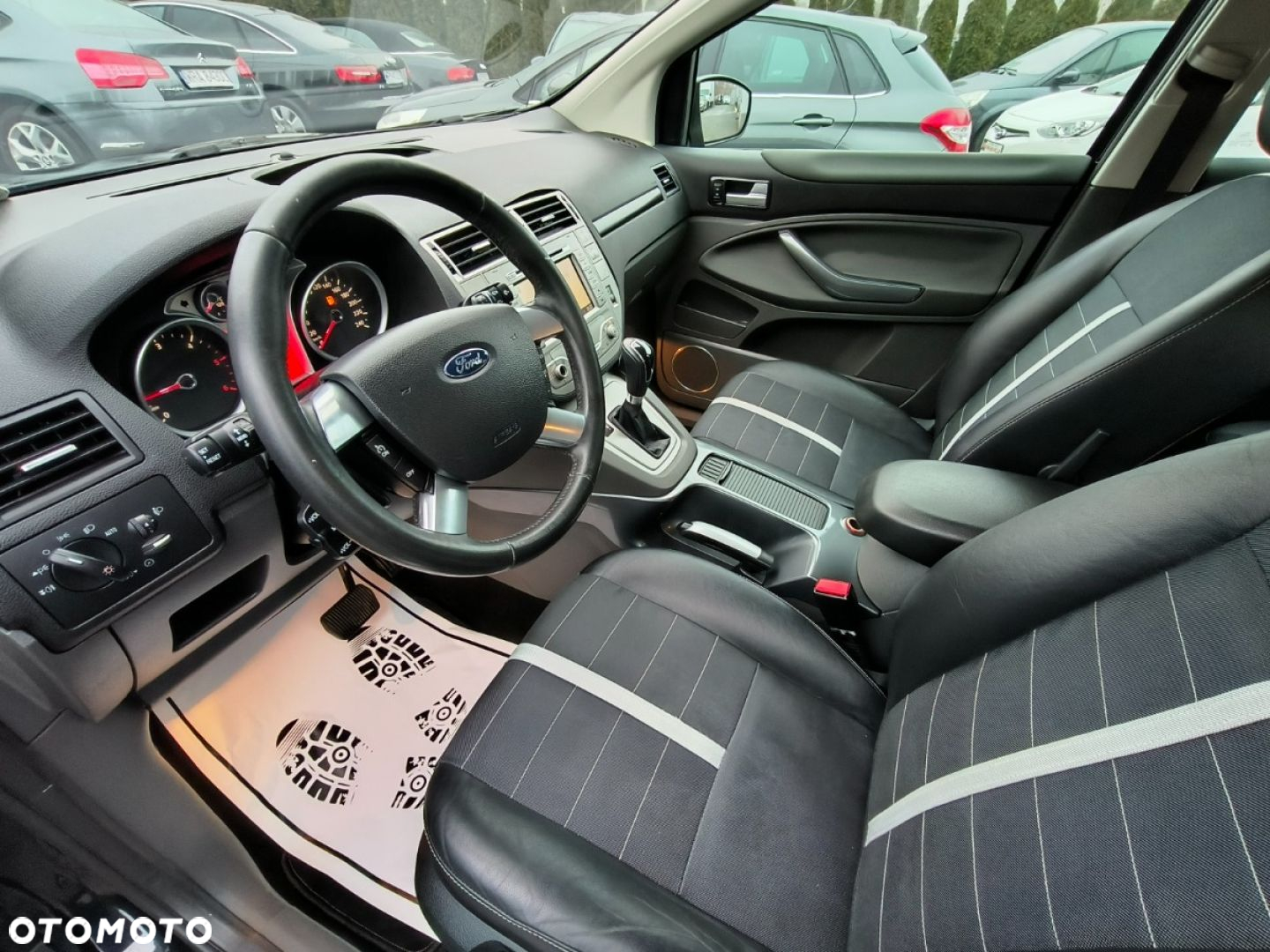 Ford Kuga - 7