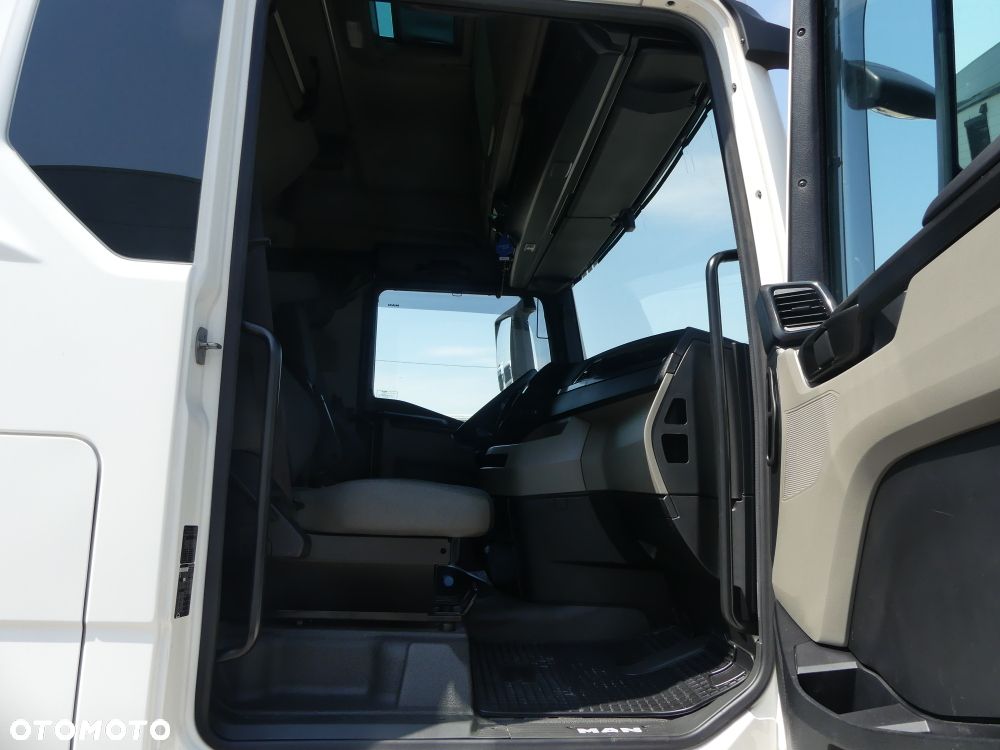 MAN TGX 18.470 BL SA - 11