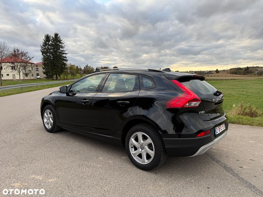 Volvo V40 Cross Country D2 Drive-E Momentum - 5