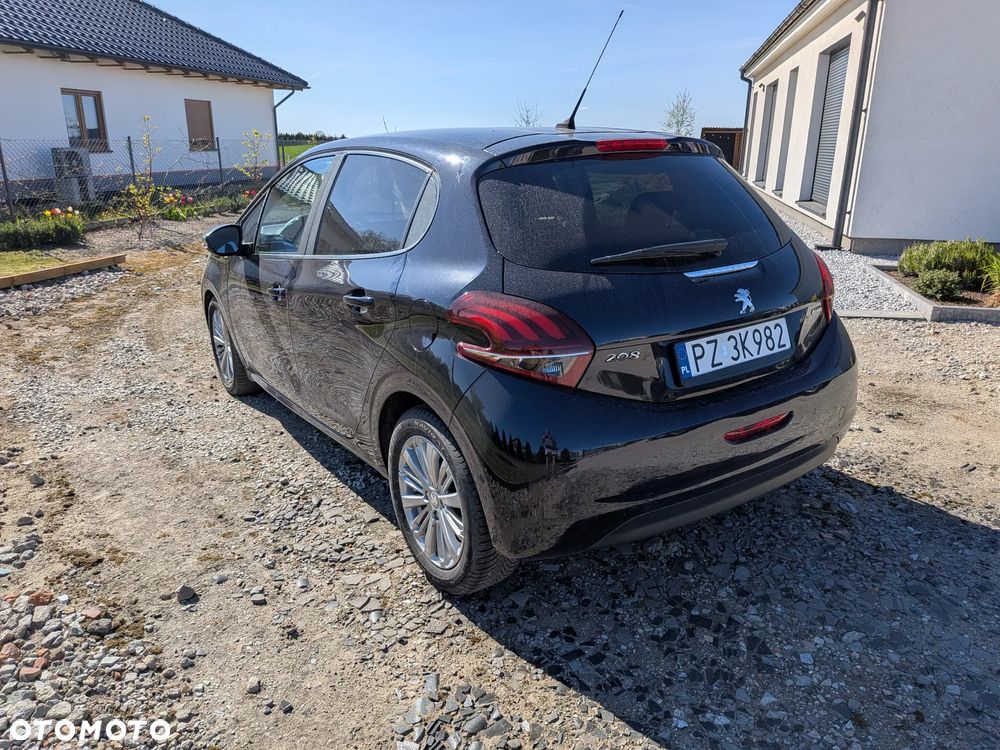 Peugeot 208 82 PureTech Style - 8