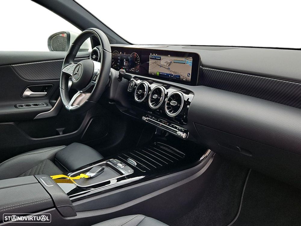 Mercedes-Benz A 250 e - 14